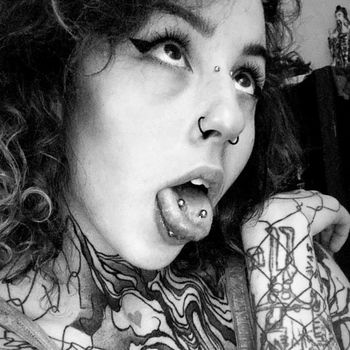 nude inky_kinky showing streamer selfie