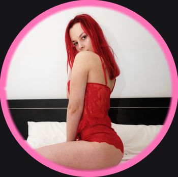 nude innocentfoxxx posting custom content