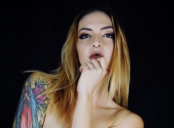 nude irahh doing streamer