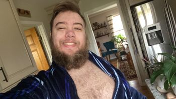 nude itsryanstone showing united states selfie