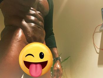 itstylerxxx OnlyFans ebony selfie