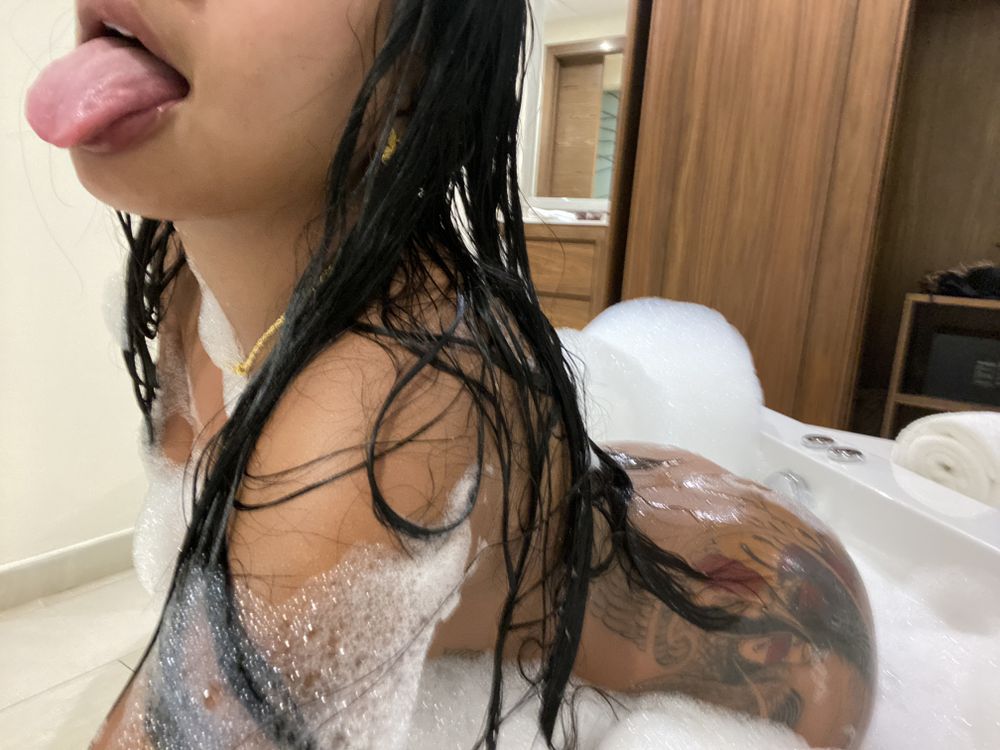 ittsittybitty OnlyFans recording asian