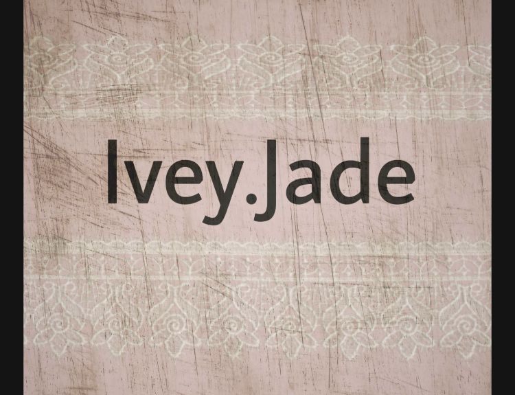 ivey.jade OnlyFans custom content