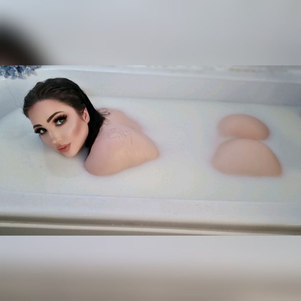 ivytenebrae OnlyFans doing latina