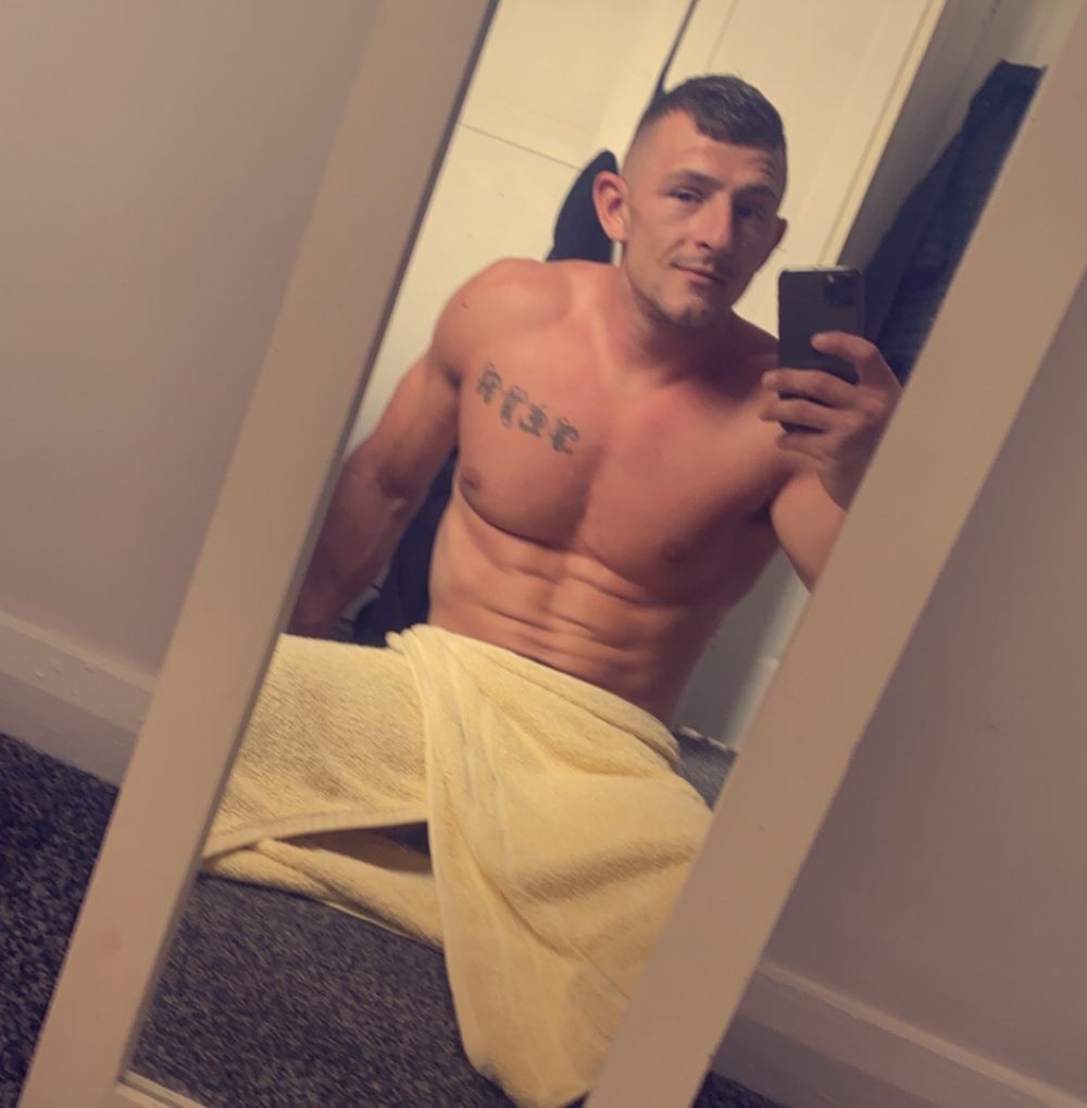 jakewild18 OnlyFans showing custom content