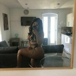 jasmine_spicy98 OnlyFans United Kingdom selfie