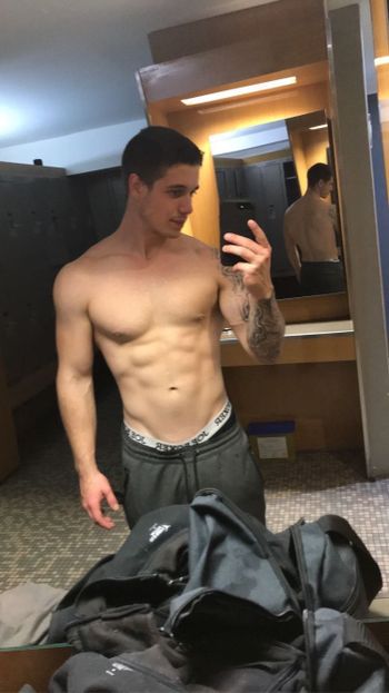 nude jaykmatt recording messaging