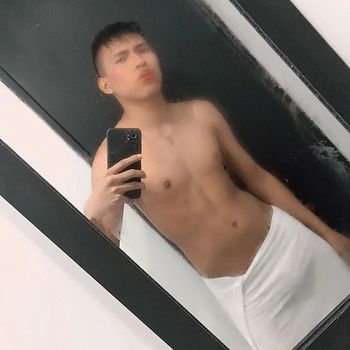 jesusherrerai OnlyFans masturbation