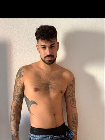 nude jovelgonzalez leaking male selfie