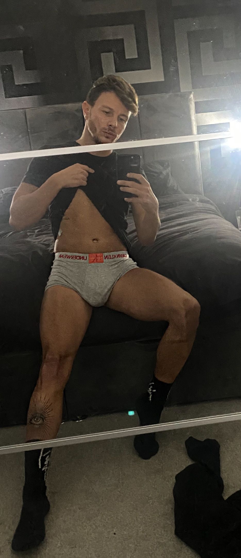 jth1ck OnlyFans showing anal