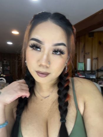 nude juicylao doing latina selfie