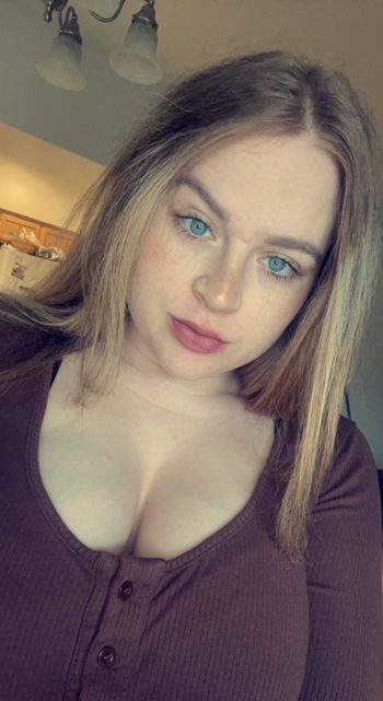 nude kaitlynn_xx posting custom content