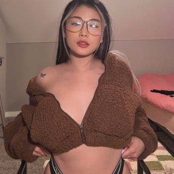 nude kaliauniverse doing nude