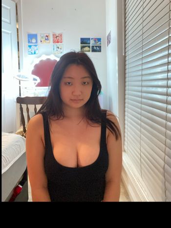 nude kannasuku posting asian selfie