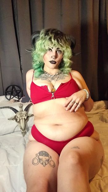 nude katiecat666 leaking anal selfie