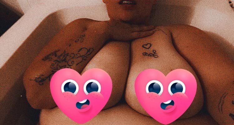 kaye069143 OnlyFans posting latina