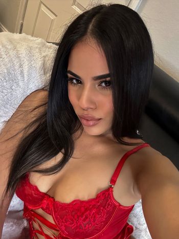 nude kellykaishx recording latina selfie