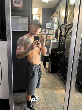 kevinlehder OnlyFans streamer selfie