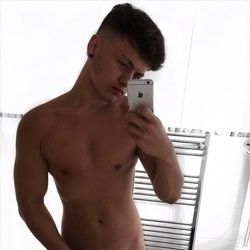 nude kevjralston posting male