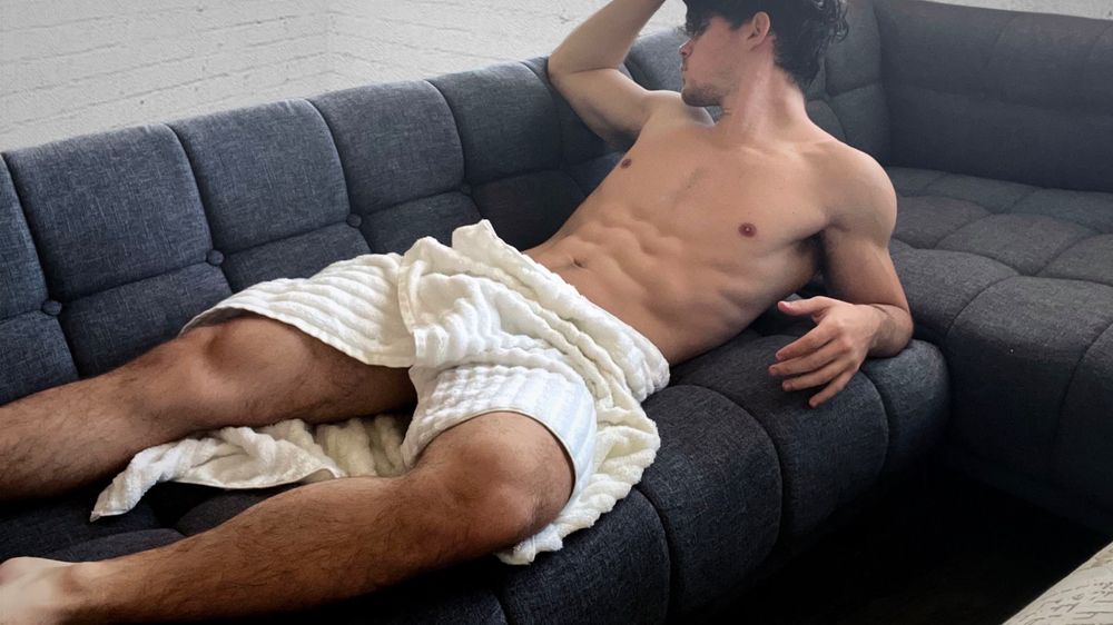 kidshreds OnlyFans showing male