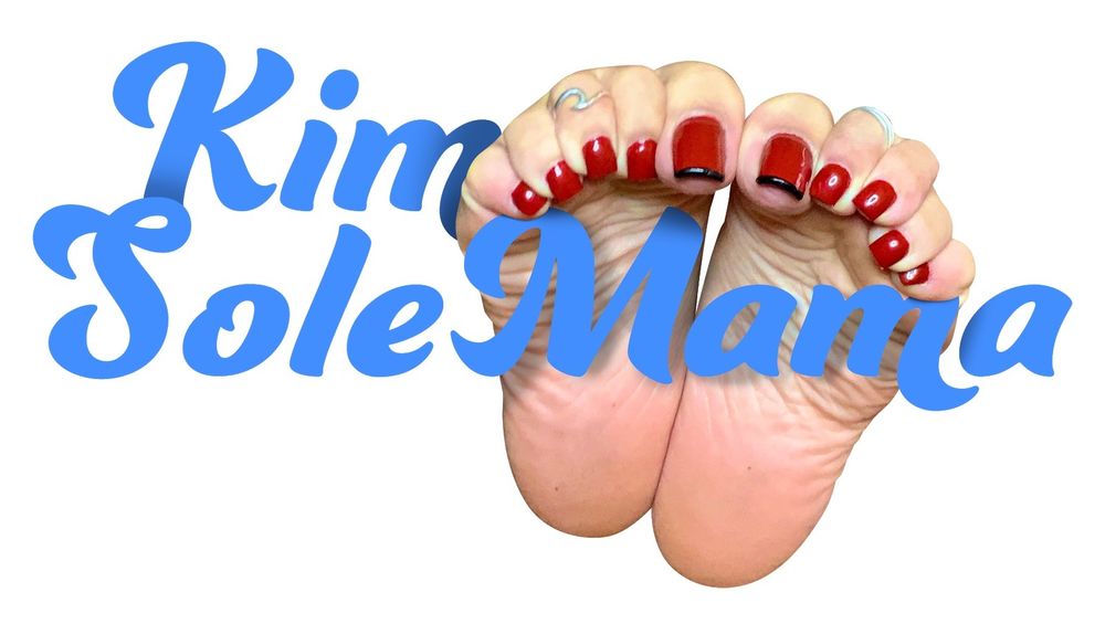 kim_kisses_foot_goddess OnlyFans recording fetish