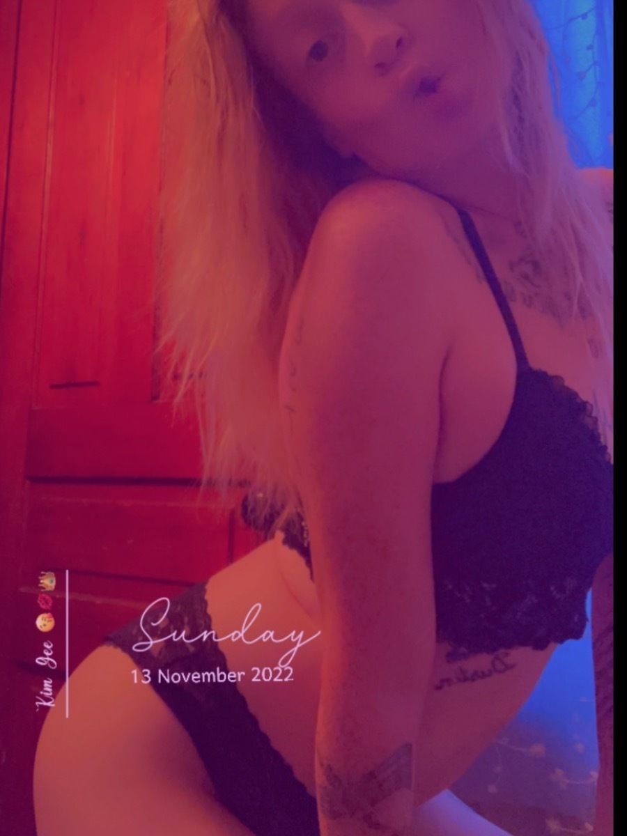 kimber003 OnlyFans leaking petite