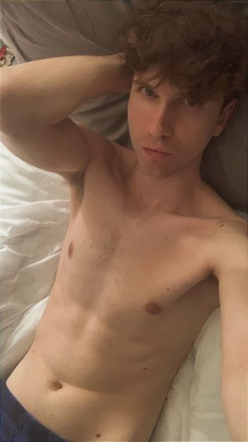 nude kingjayxxxx posting exhibitionism selfie