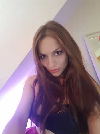 nude kittycuckoldress recording latina selfie