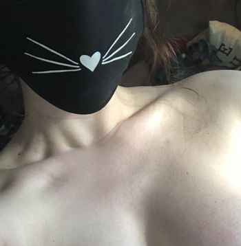 nude kittycumquat posting student selfie