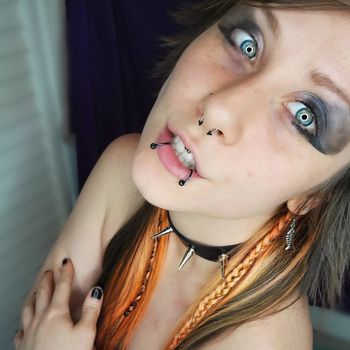 nude kylohthepsycho showing live selfie