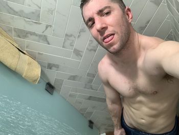 landon-dripdrip OnlyFans latina selfie