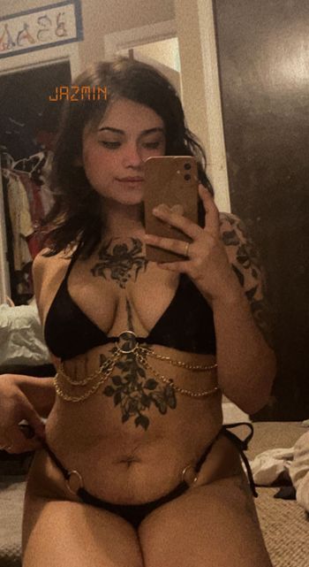 nude latina_mommi posting latina