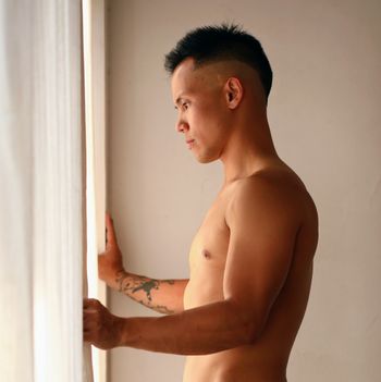 nude latinshang male