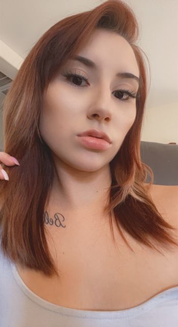 lenalotus_free OnlyFans streamer selfie