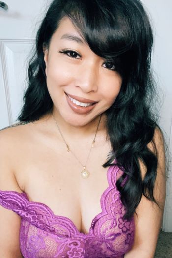 nude lexxxylove showing custom content selfie