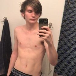 nude liamthompson_ posting gay