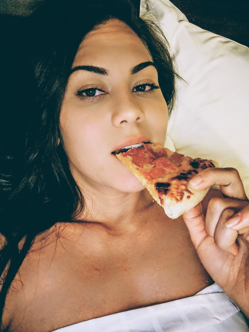 lilah_free OnlyFans showing latina