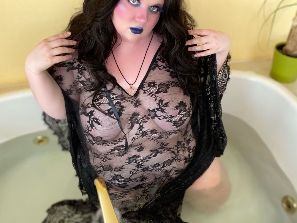 lilavip OnlyFans doing bbw