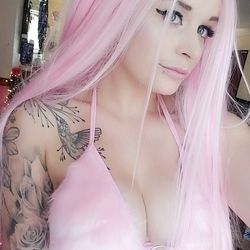 nude little_pink leaking united kingdom selfie