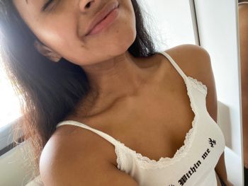 nude littlenastynini recording 18 or 19 selfie