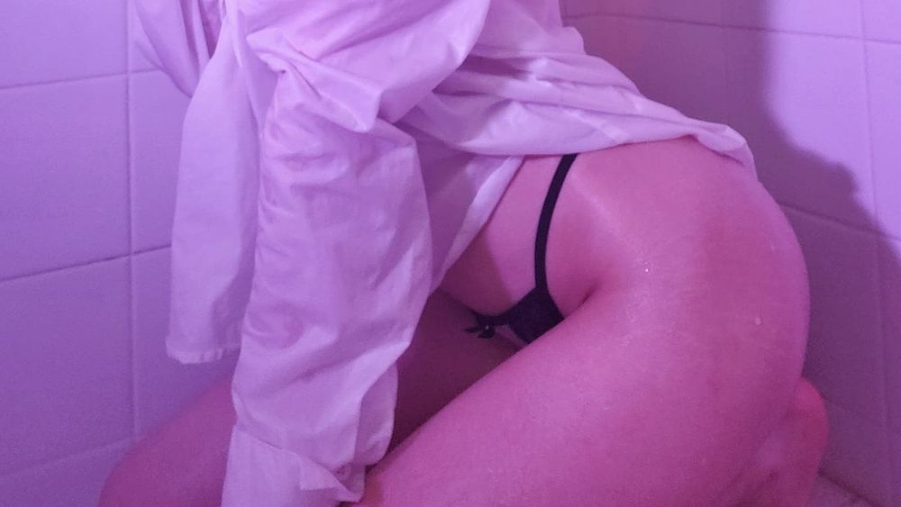 liyakitten OnlyFans nude