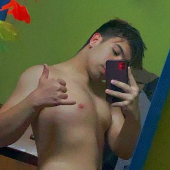 lucasbaby03 OnlyFans streamer selfie