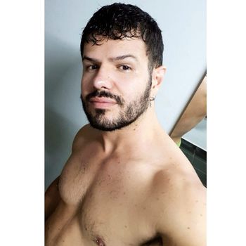 nude lucasleonel posting male