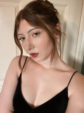 nude lucythorne recording latina selfie