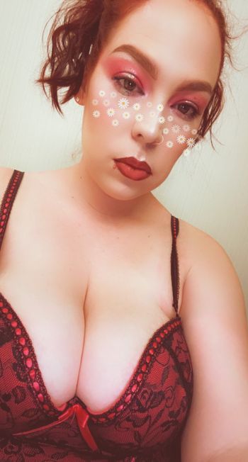 lulu1291alh OnlyFans streamer selfie