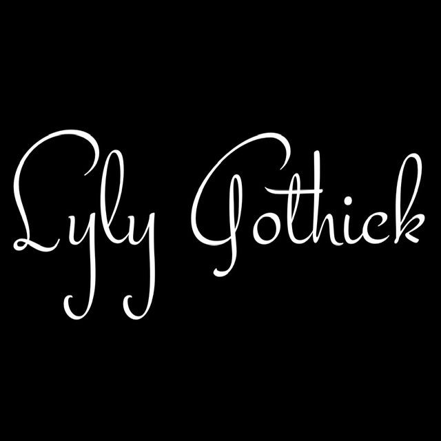 lyly_gothick OnlyFans leaking curves