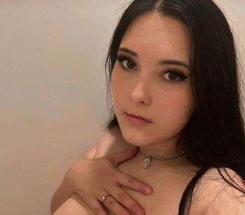 nude maddibun recording white selfie