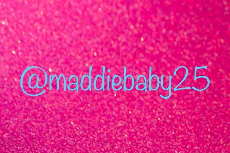 maddiebaby25 OnlyFans doing messaging