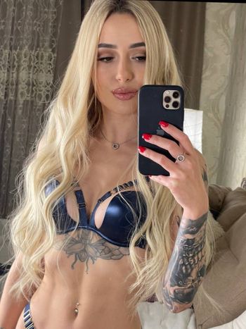 nude madisonnoirxxx doing united states selfie