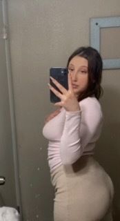 nude mamiwdauzi showing dick rating selfie